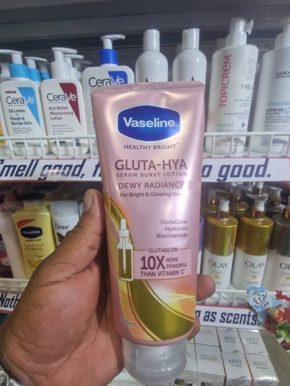 Vaseline® Gluta-Hya Serum Burst Lotion Dewy Radiance